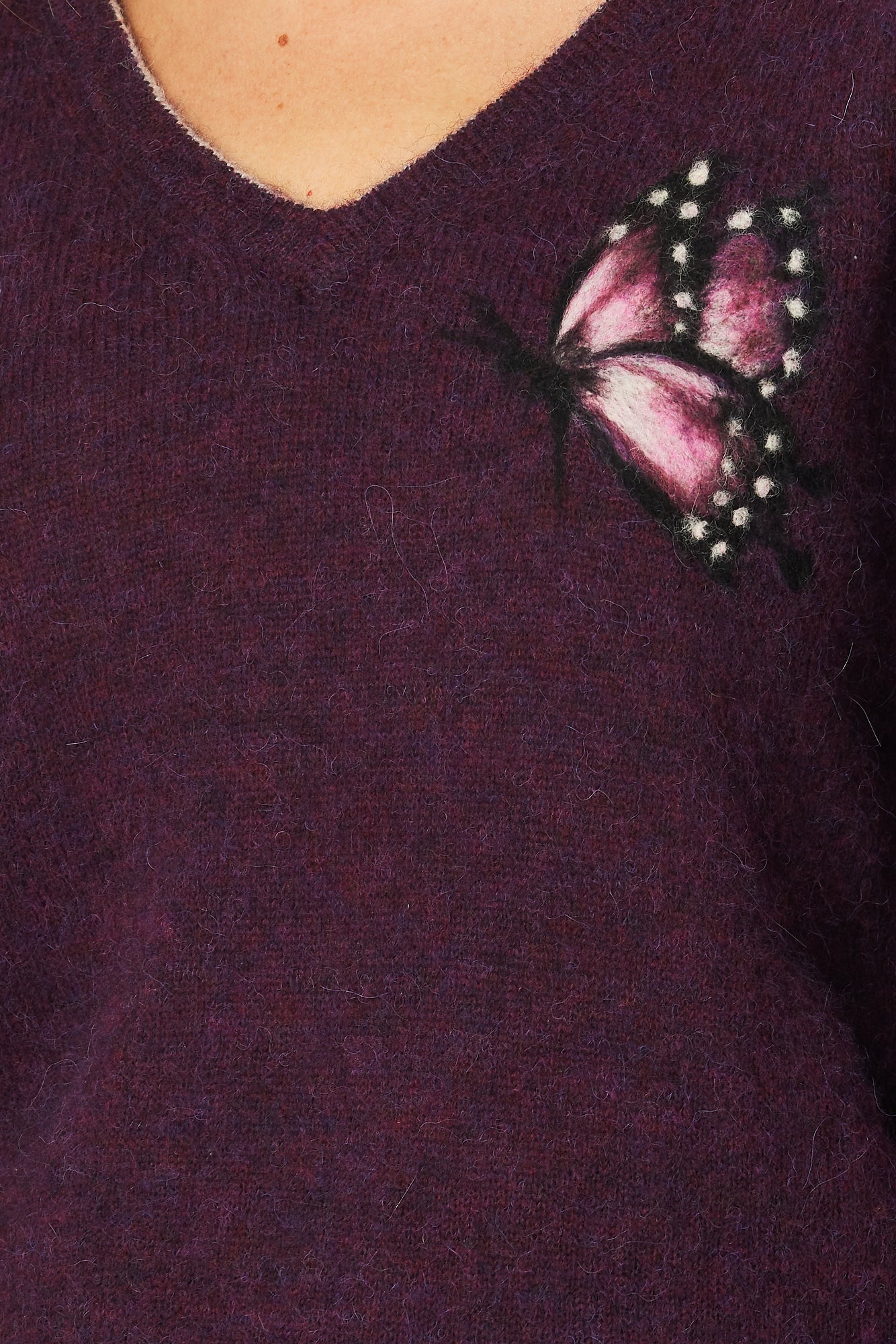 Butterfly Vee with contrast trim - Wine