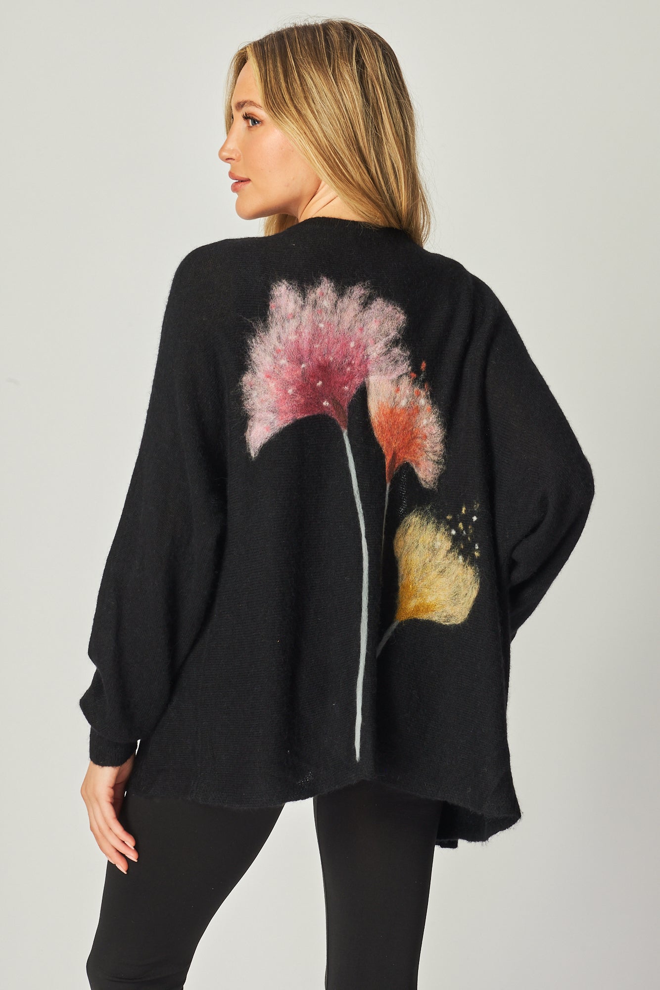 Kimono with Poppy Motif - Black